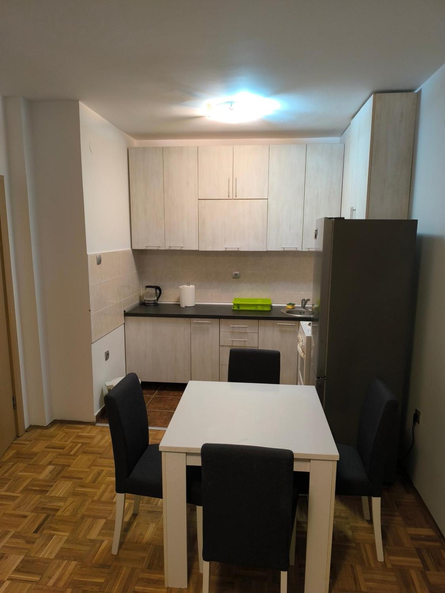 Oaza Mira + Free Parking Leilighet Novi Sad Eksteriør bilde